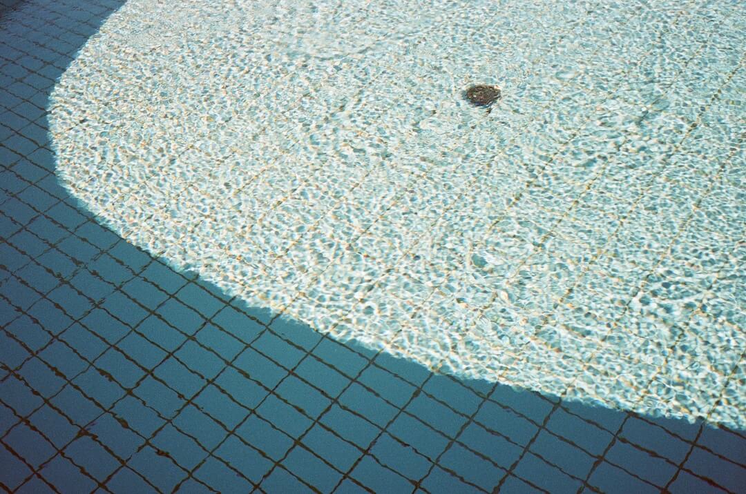 Florida Climate and Pool Repair: Timing Matters Image